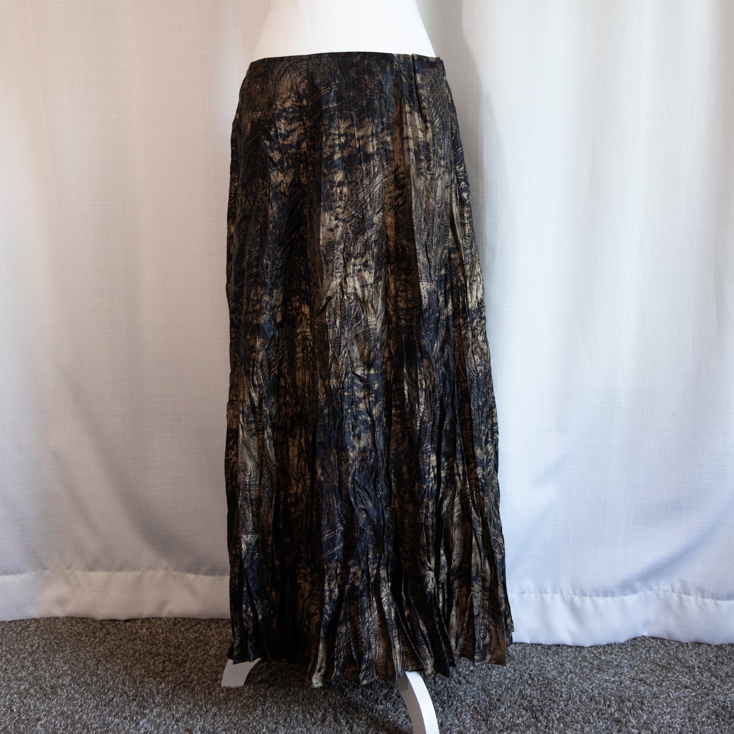 Crinkled Maxi Skirt