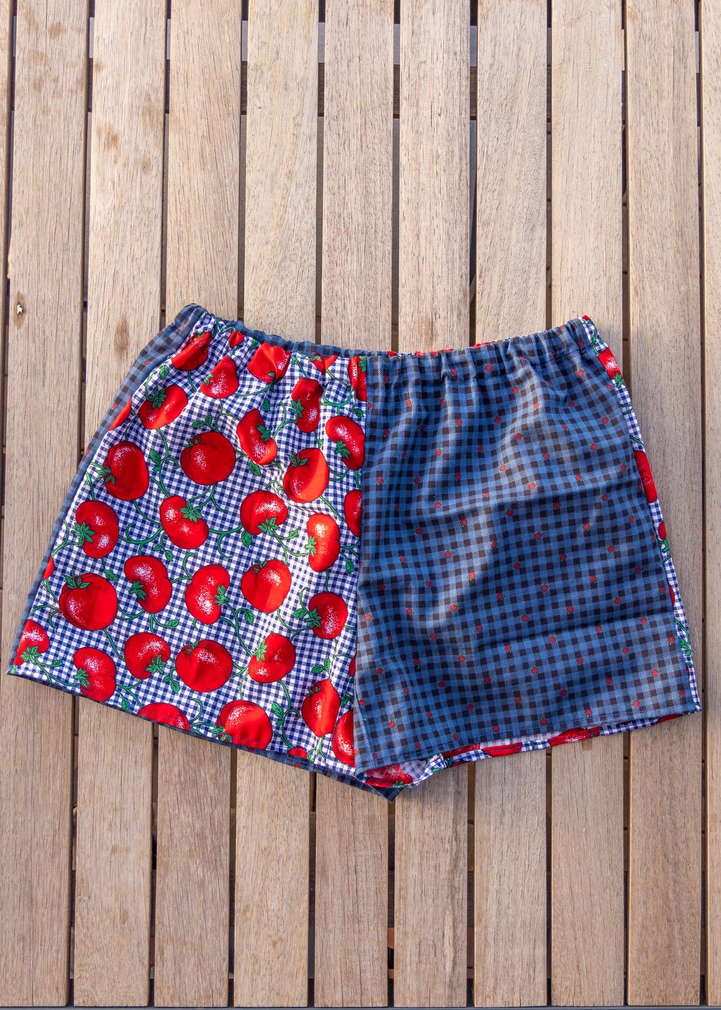 Tomato Shorts